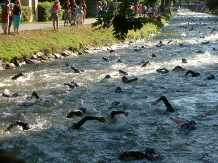 The canal, very busy